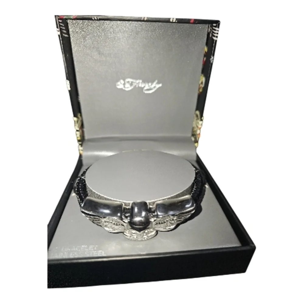 Ed Hardy ed hardy